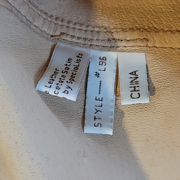 Beautiful suede button shirt sz Large - Picture 9 of 12